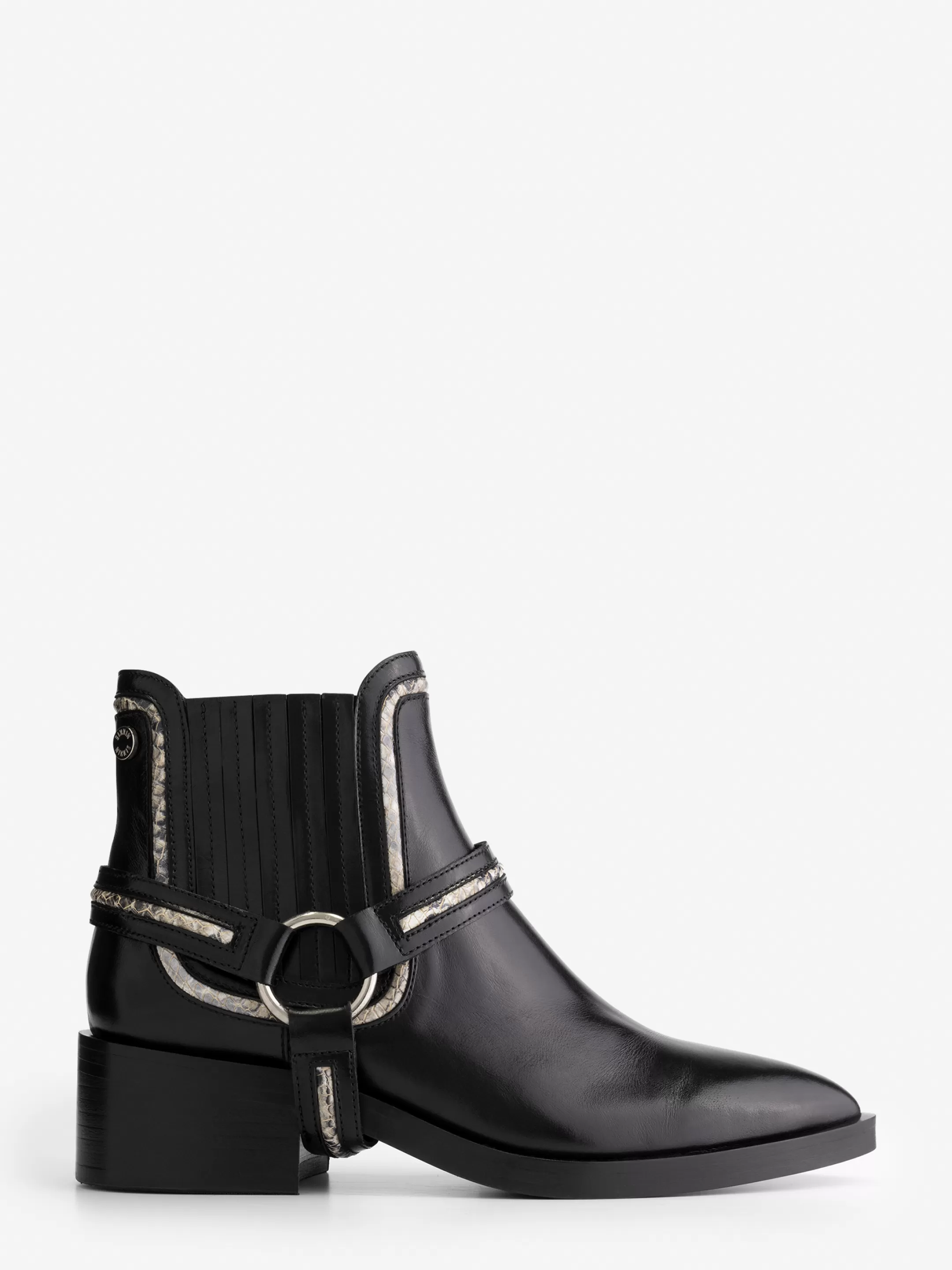 Outlet NIKKIE Ankle boots with buckle Black