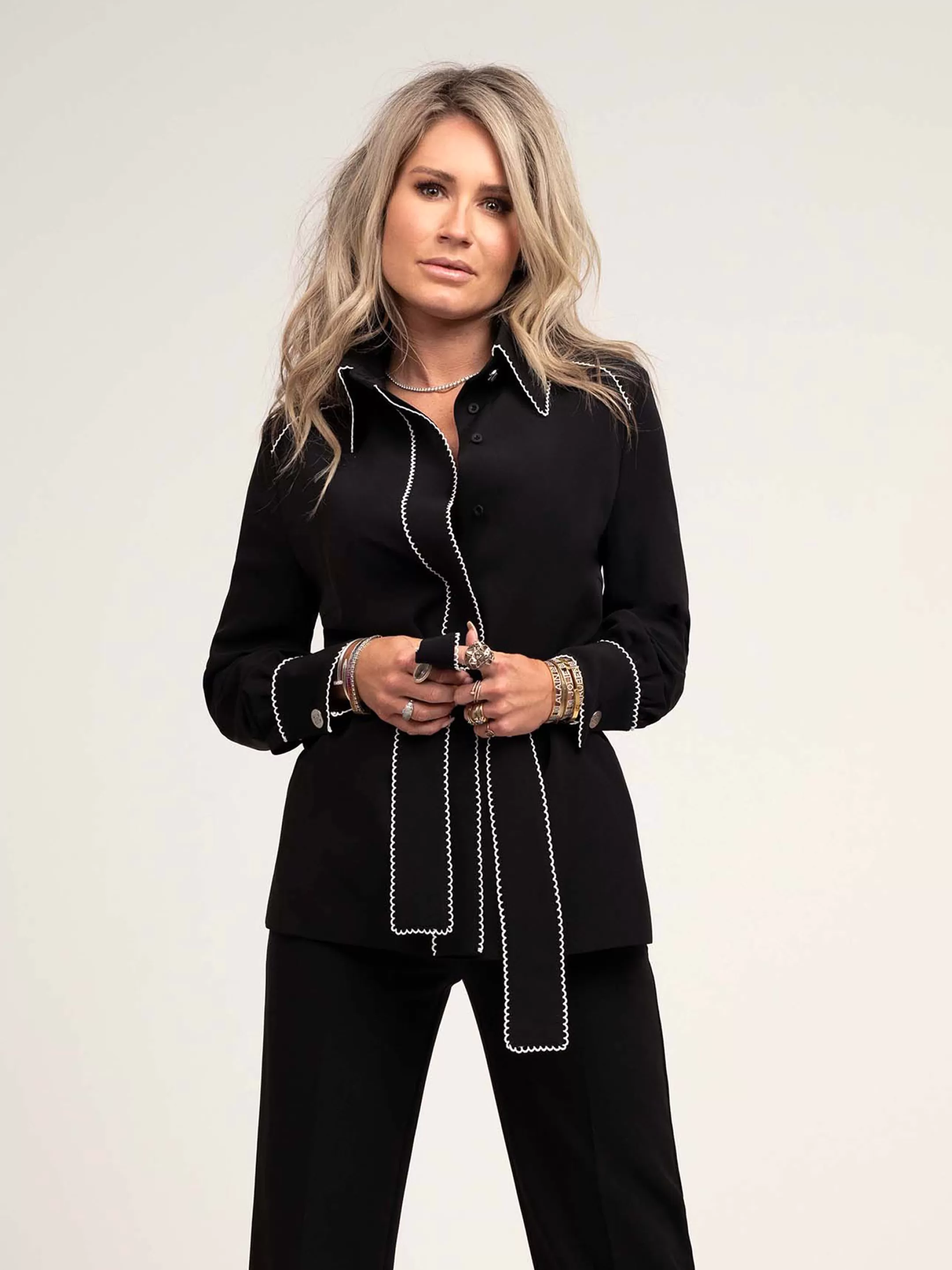 Best Sale NIKKIE Contrasting blouse with tie belt Black