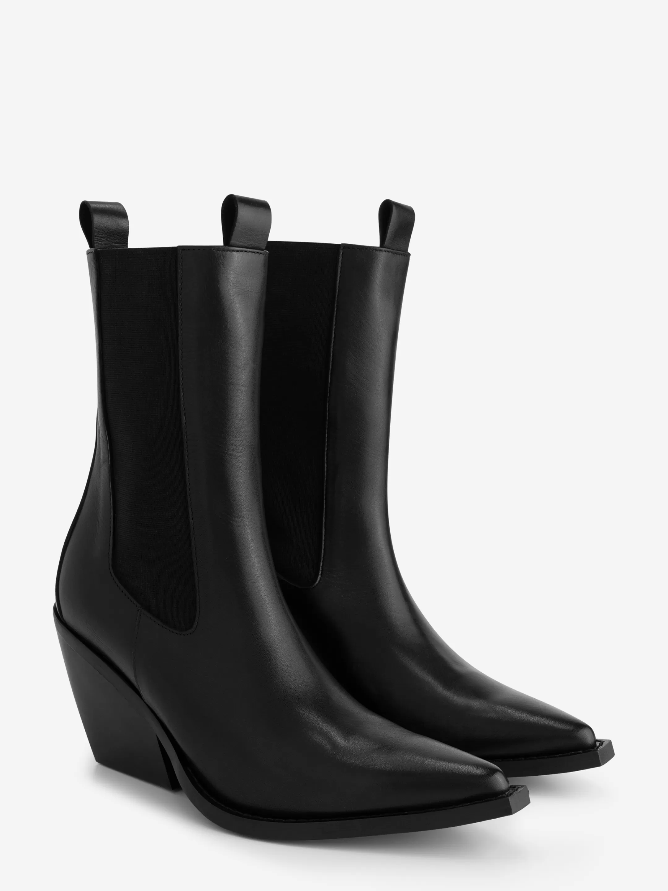 Discount NIKKIE Leather boots with heel Black