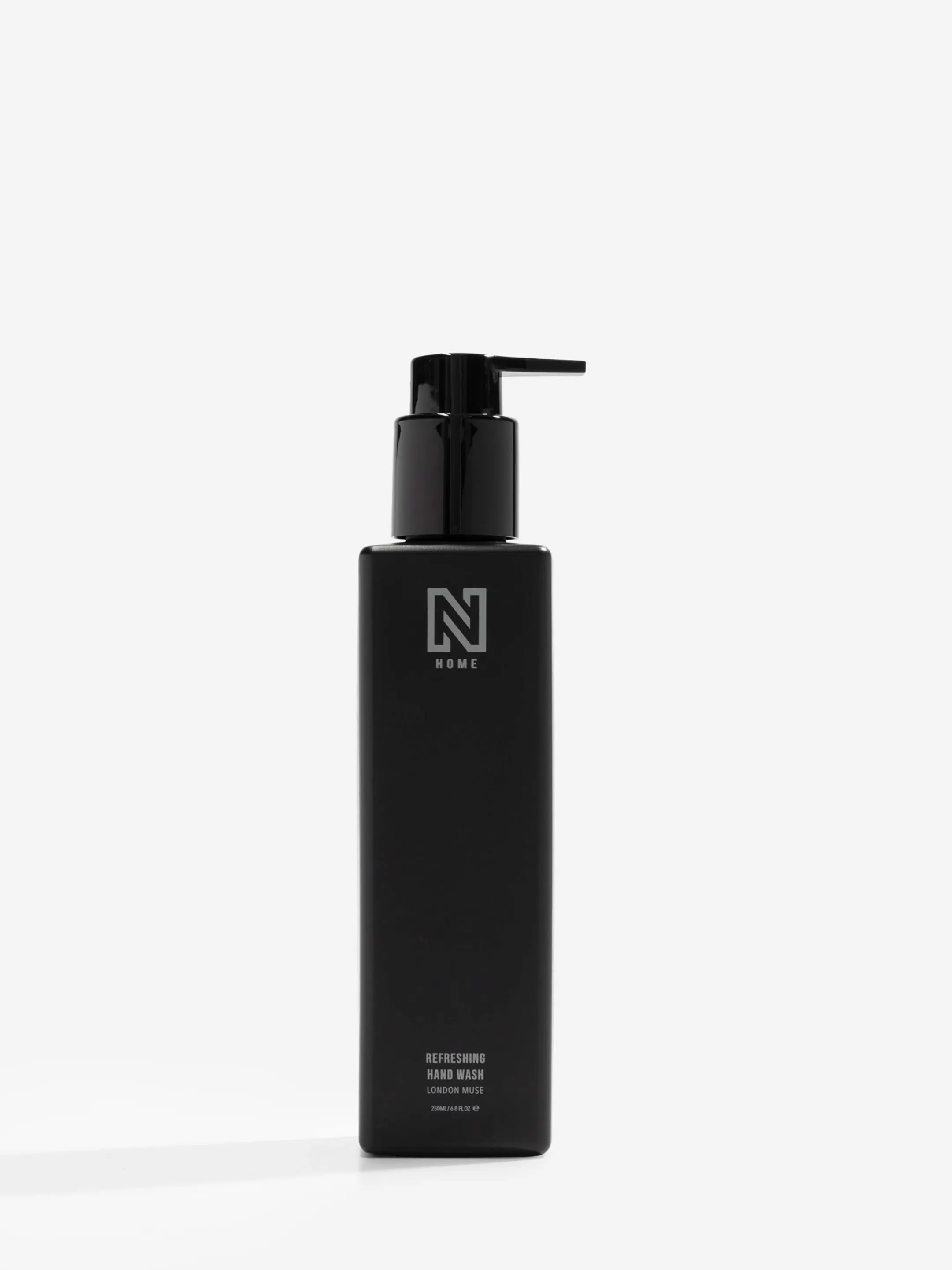 Online NIKKIE London Muse Refreshing Hand Wash Black