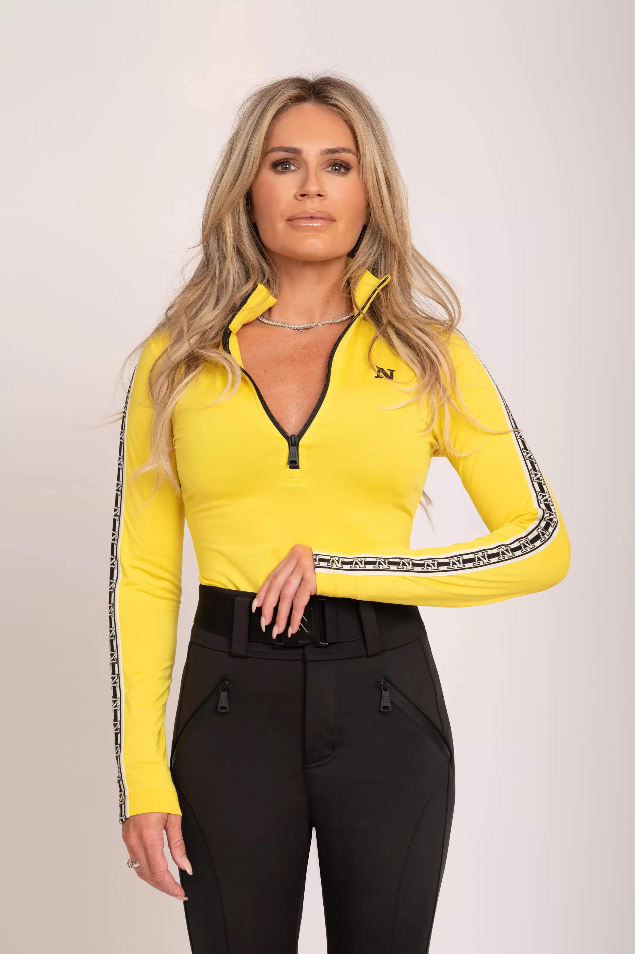 Hot NIKKIE Ski pully with logo trim Vibrant Yellow