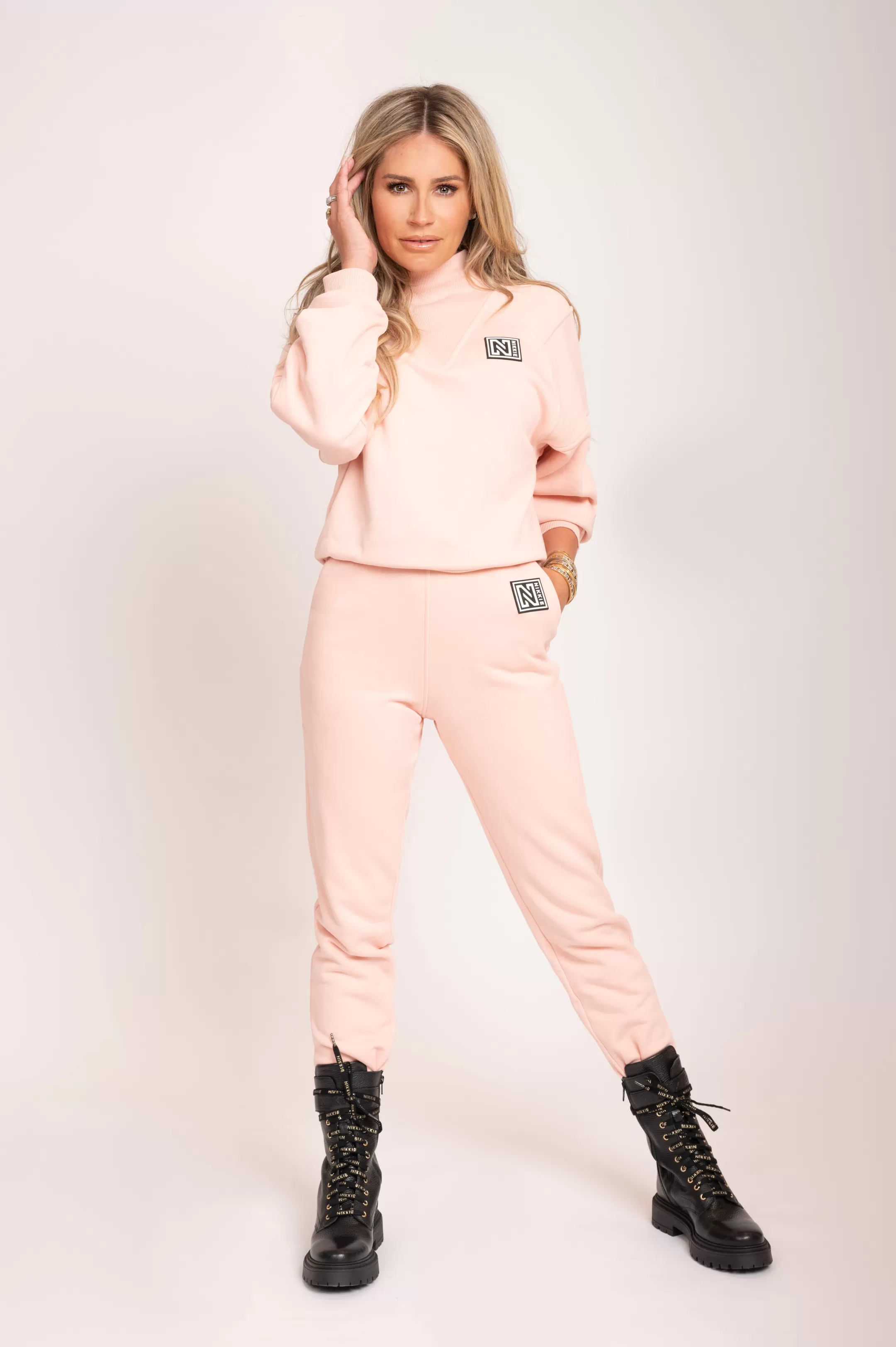 Best Sale NIKKIE Sweat Pants Silver Pink